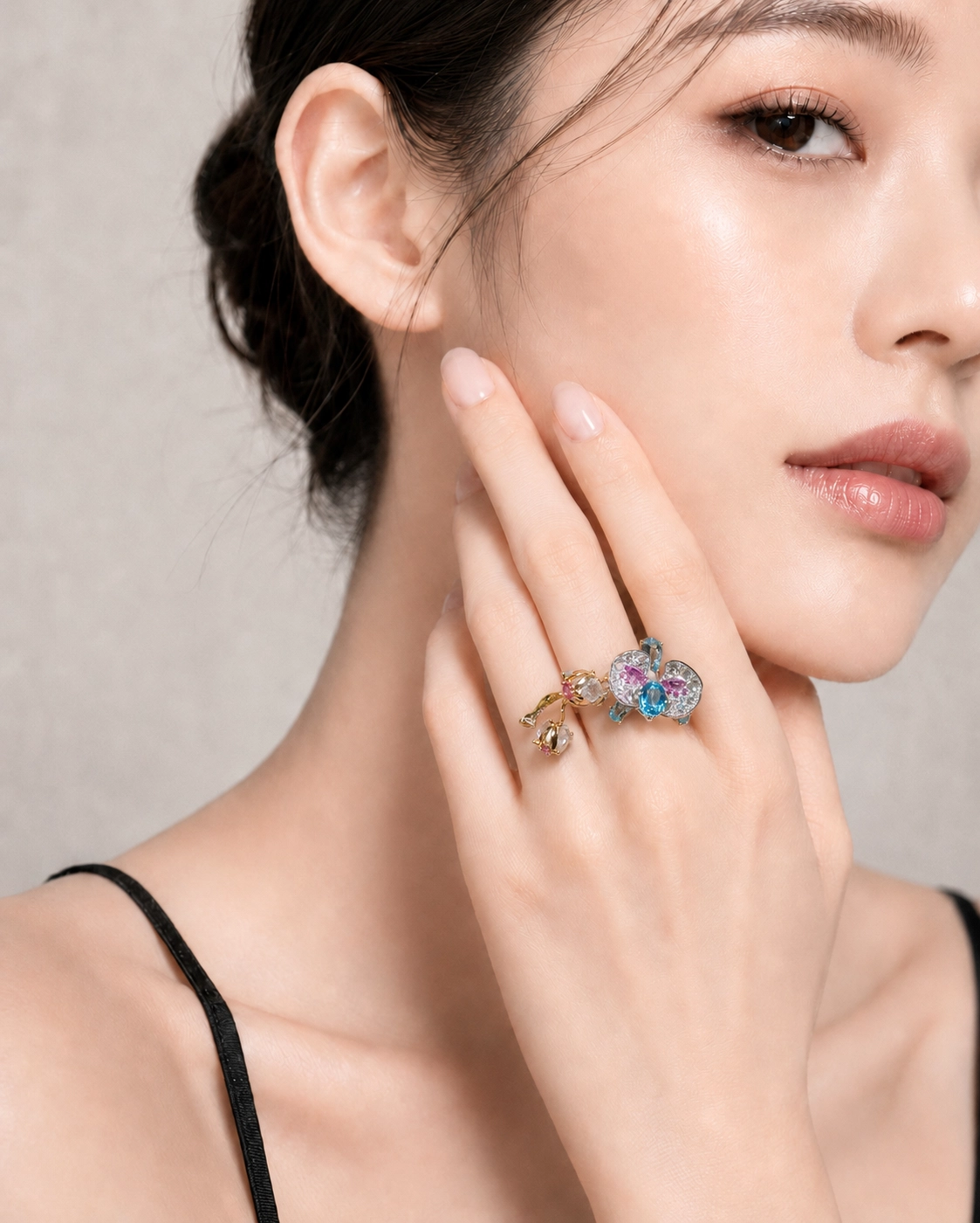 OLi Jewelry — 頂級聖瑪利亞海水藍寶石．三層蘭花戒